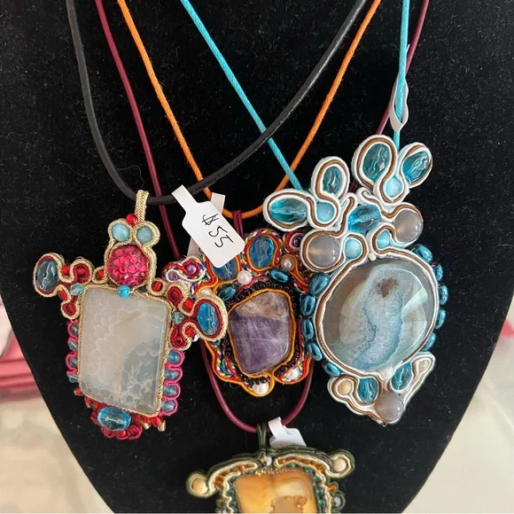 Blue Handmade Polish Stone necklace - Picture 5 of 6